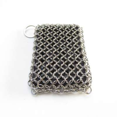 Amazon Hot Sale Stainless Steel Chainmail Scrubbing Pad for Cast Iron Pan, Black Silicone